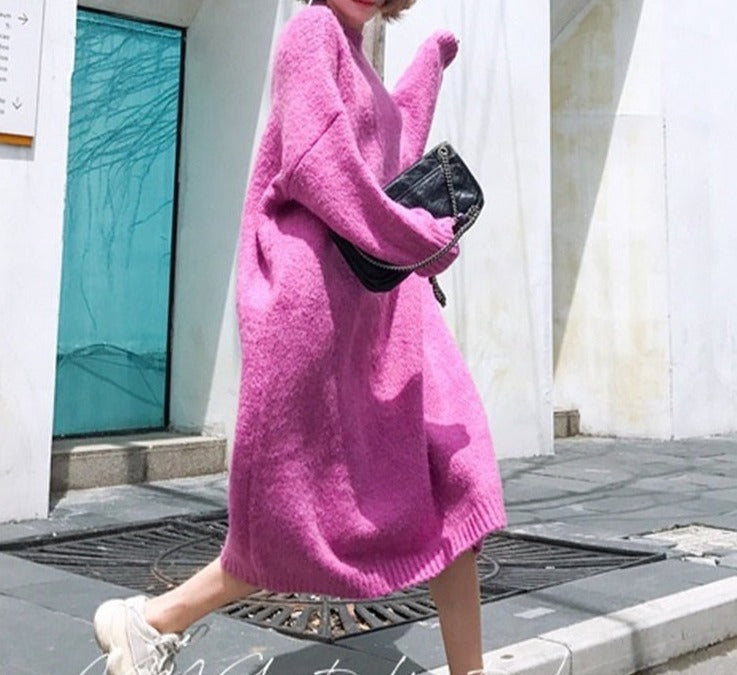 Well Tailored Sweater with a Graceful Silhouette