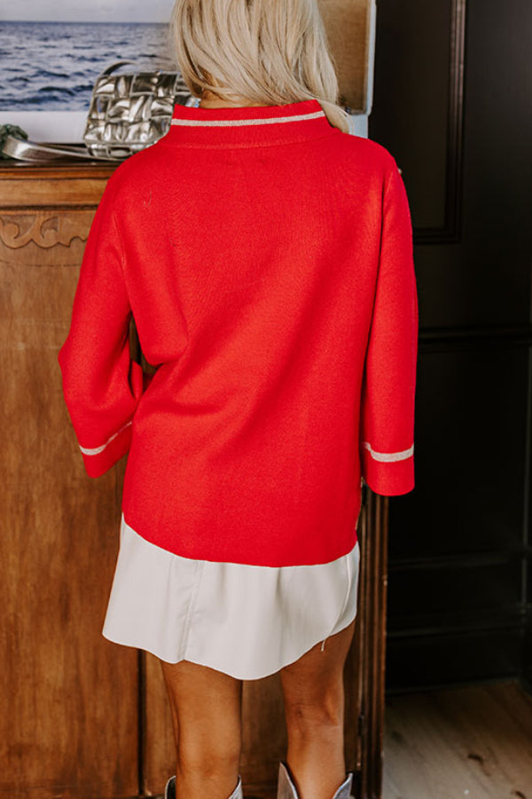 Well Tailored Sweater with a Graceful Silhouette