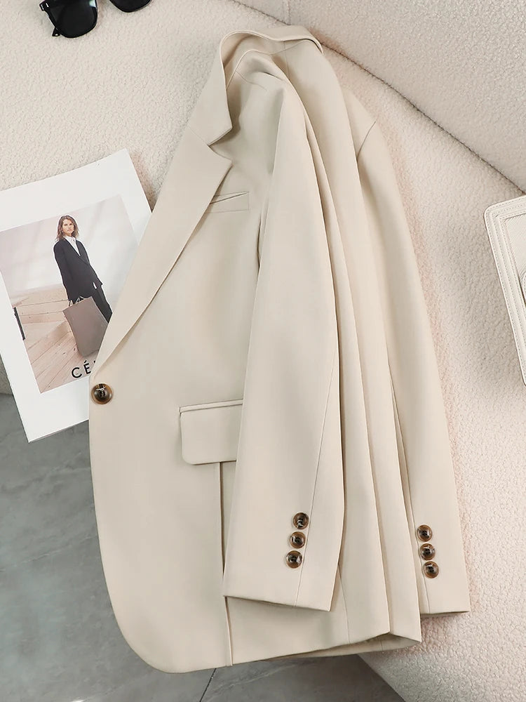 Classic Vintage Garment with a Flattering Fit