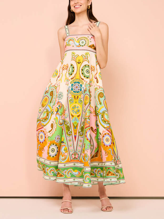 Classic Vintage Dress with a Flattering Fit