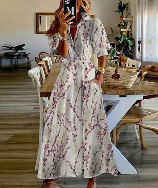Classic Vintage Dress with a Flattering Fit