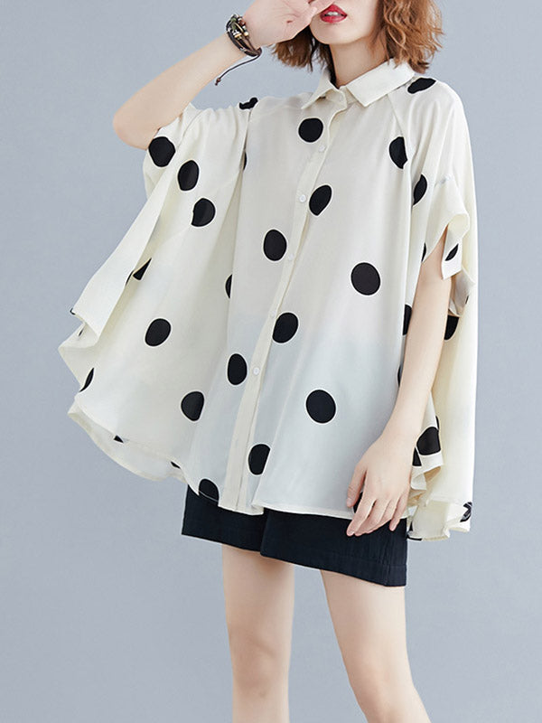 Classic Vintage Blouse with a Flattering Fit