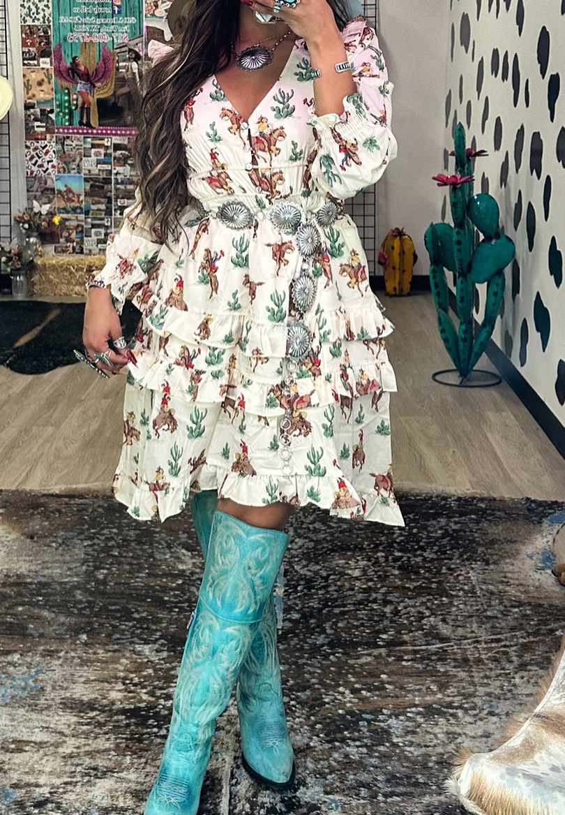 Classic Vintage & Enduringly Stylish Dress