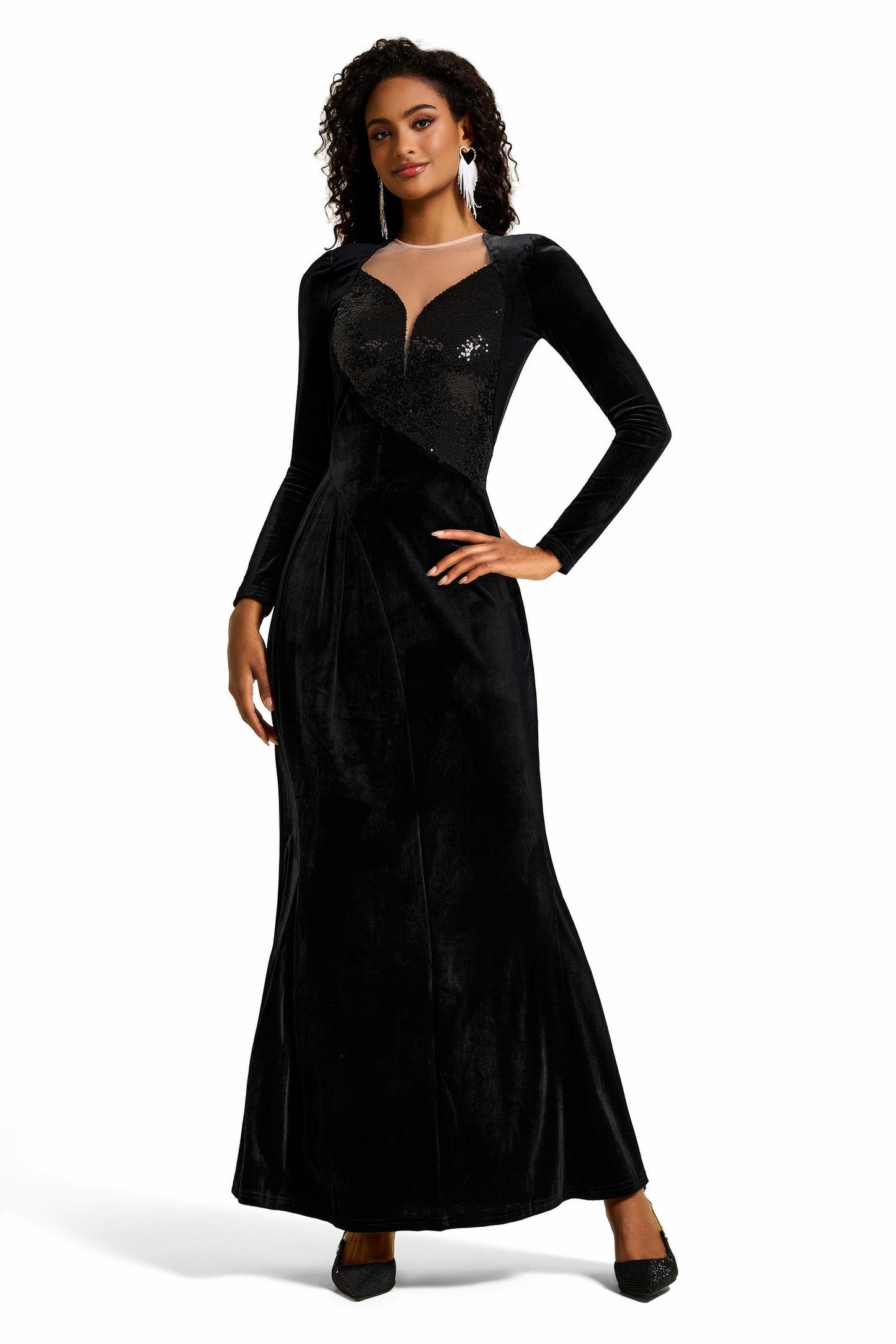 Beautifully Finished Dress in a Timeless Design