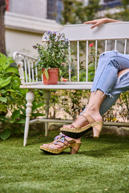 Classic Vintage & Enduringly Stylish Sandals
