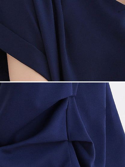 Effortlessly Elegant T-Shirt with a Timeless Design