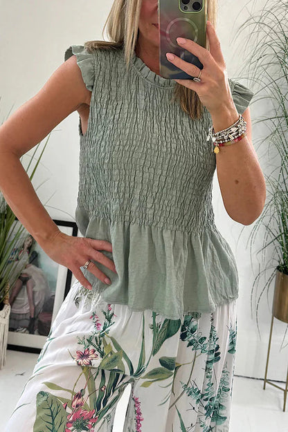 Well Tailored Blouse with a Graceful Silhouette