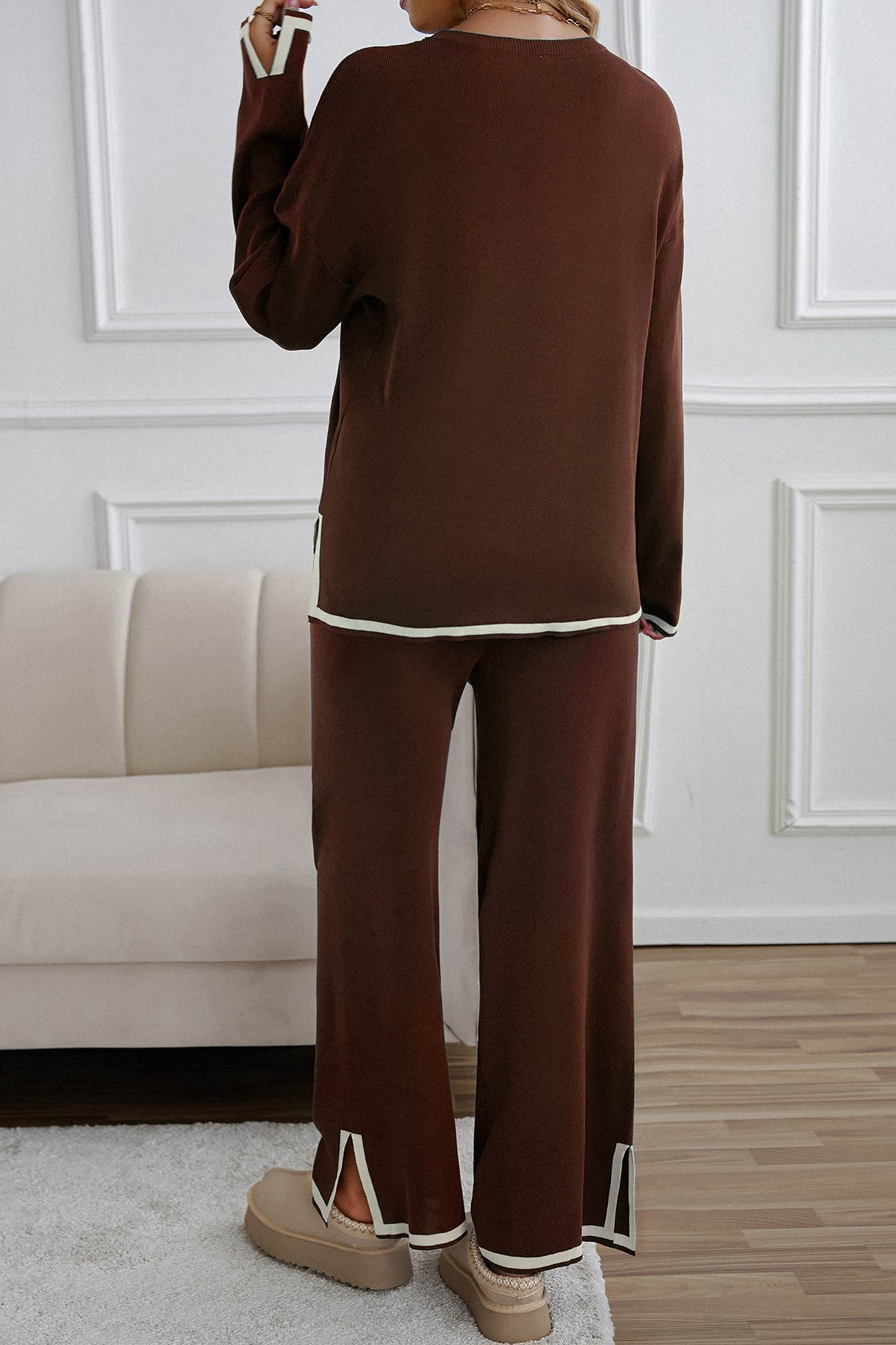 Well Tailored Garment with a Graceful Silhouette