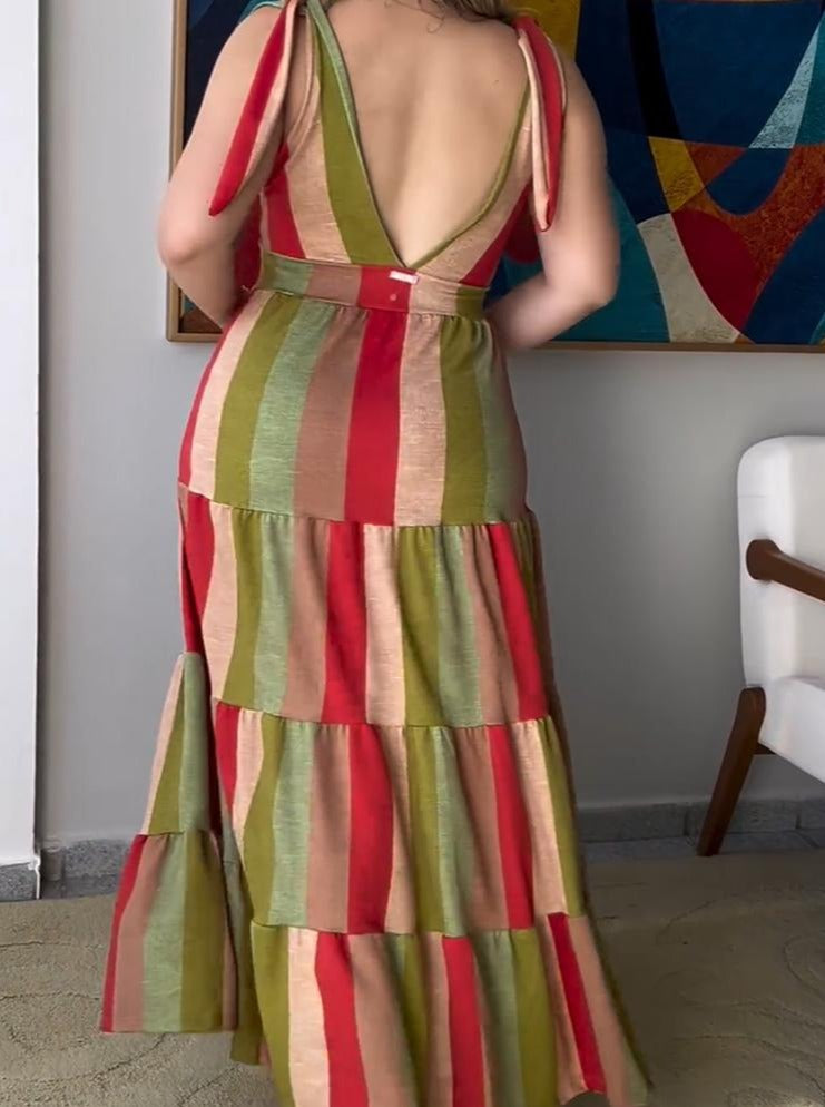 Beautifully Crafted Dress in a Classic Style