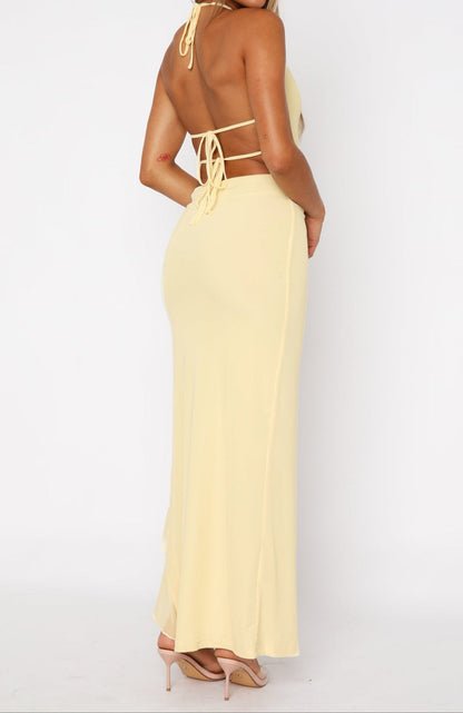 Effortlessly Elegant Dress with a Timeless Design