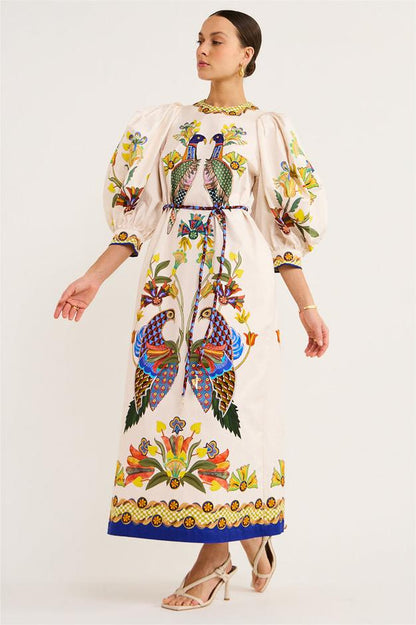 Classic Vintage & Enduringly Stylish Dress