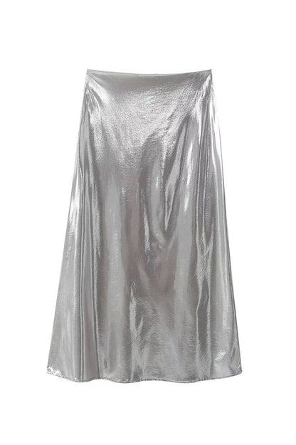 Beautifully Finished Garment in a Timeless Design
