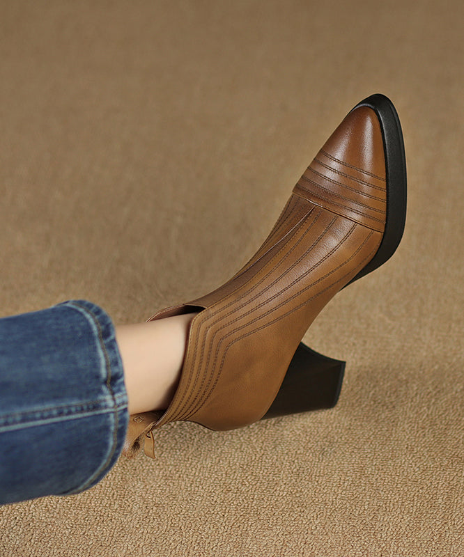 Polished Boots with an Effortless Classic Look