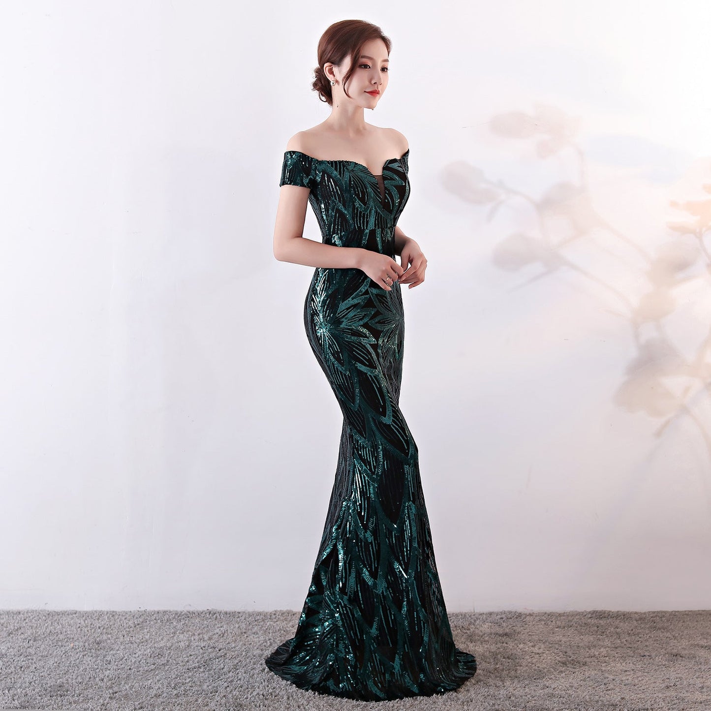 Sophisticated Dress with a Clean Classic Look