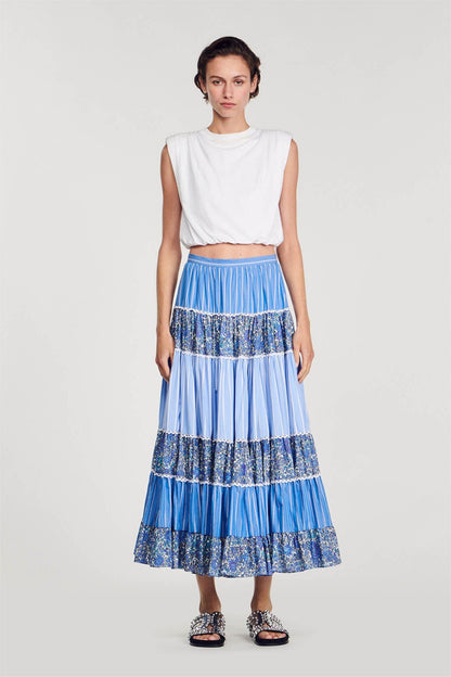 Gracefully Styled Garment for Any Occasion