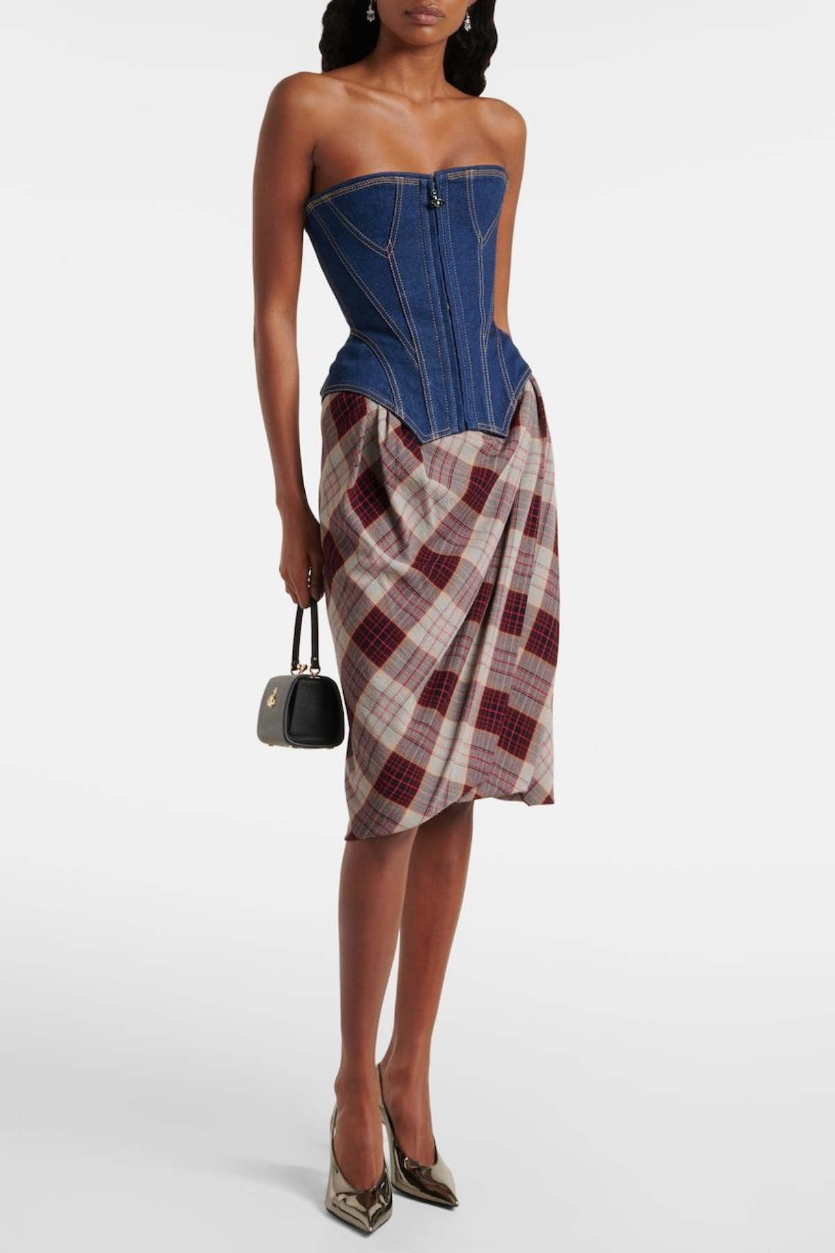 Beautifully Finished Garment in a Timeless Design