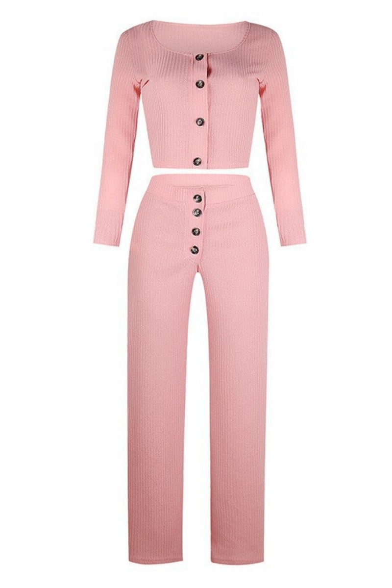 Polished Pants with an Effortless Classic Look