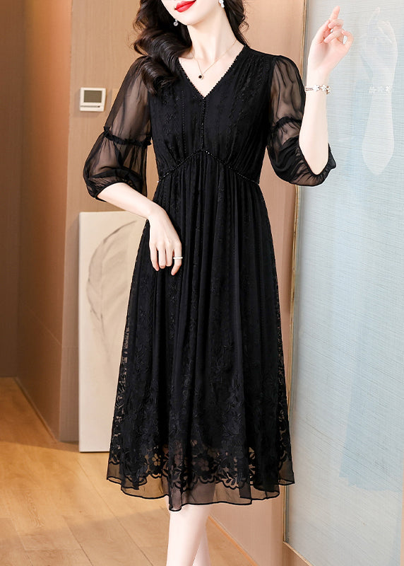 Sophisticated Dress with a Clean Classic Look