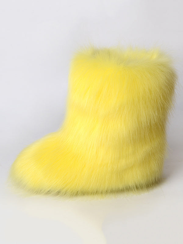 Effortlessly Elegant Boots with a Timeless Design
