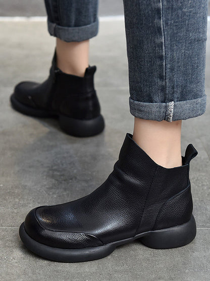 Beautifully Finished Boots in a Timeless Design