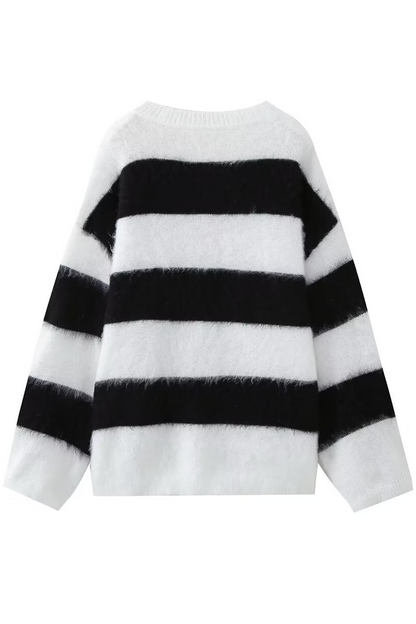 Beautifully Crafted Sweater in a Classic Style
