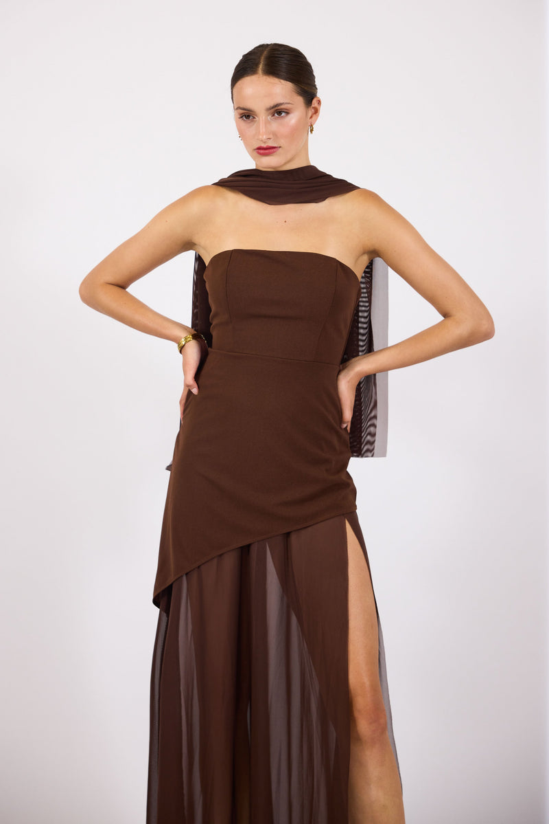 Polished Dress with an Effortless Classic Look