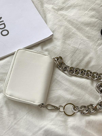 Polished Bag with an Effortless Classic Look