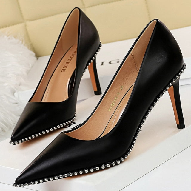 Classic Vintage & Enduringly Stylish Heels