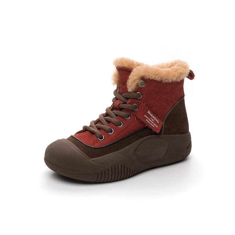 Effortlessly Elegant Boots with a Timeless Design