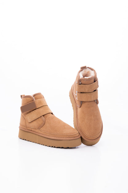 Beautifully Finished Boots in a Timeless Design