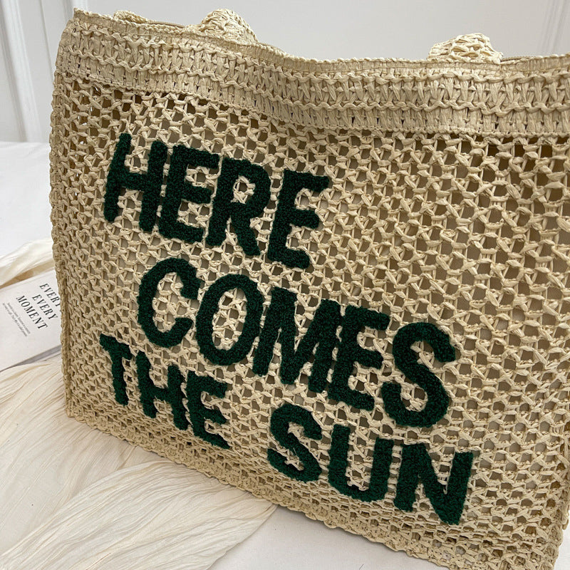 Beautifully Finished Bag in a Timeless Design