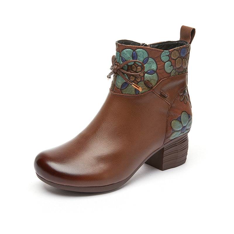 Elegantly Styled Boots for Everyday Wear