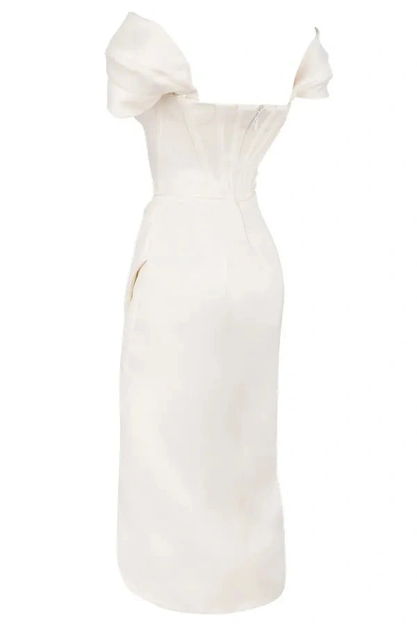Polished Garment with an Effortless Classic Look