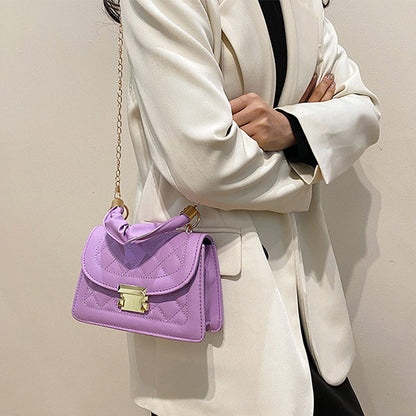 Beautifully Finished Bag in a Timeless Design