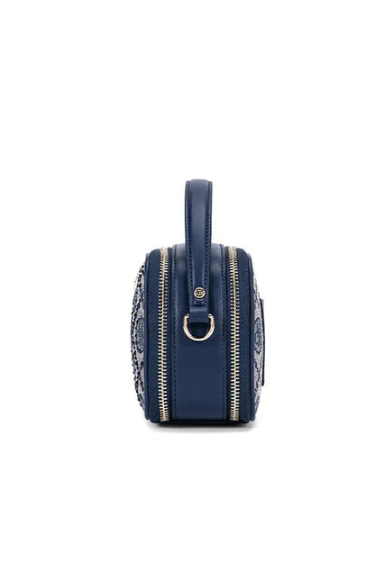Beautifully Finished Bag in a Timeless Design
