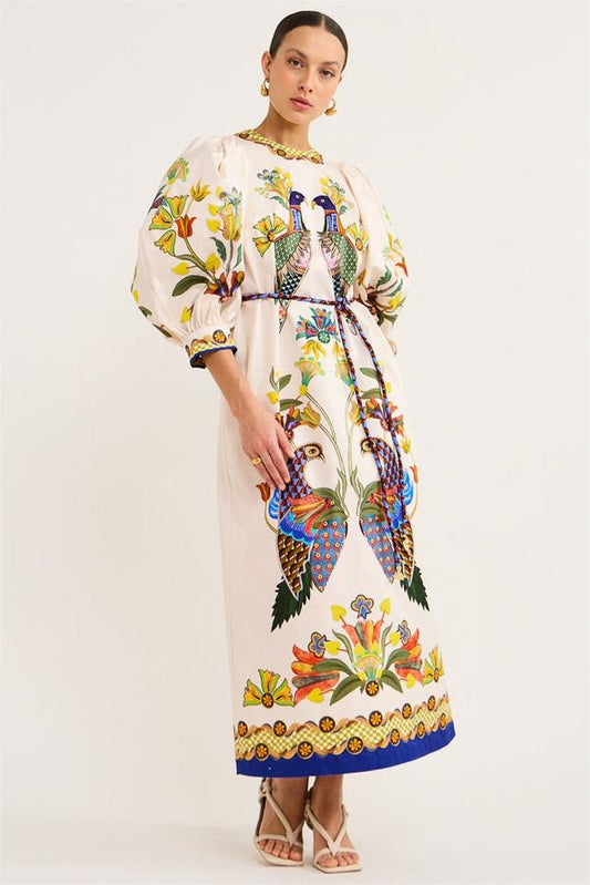 Classic Vintage & Enduringly Stylish Dress
