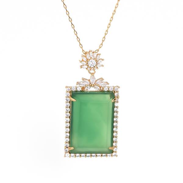 Beautifully Crafted Garment in a Classic Style