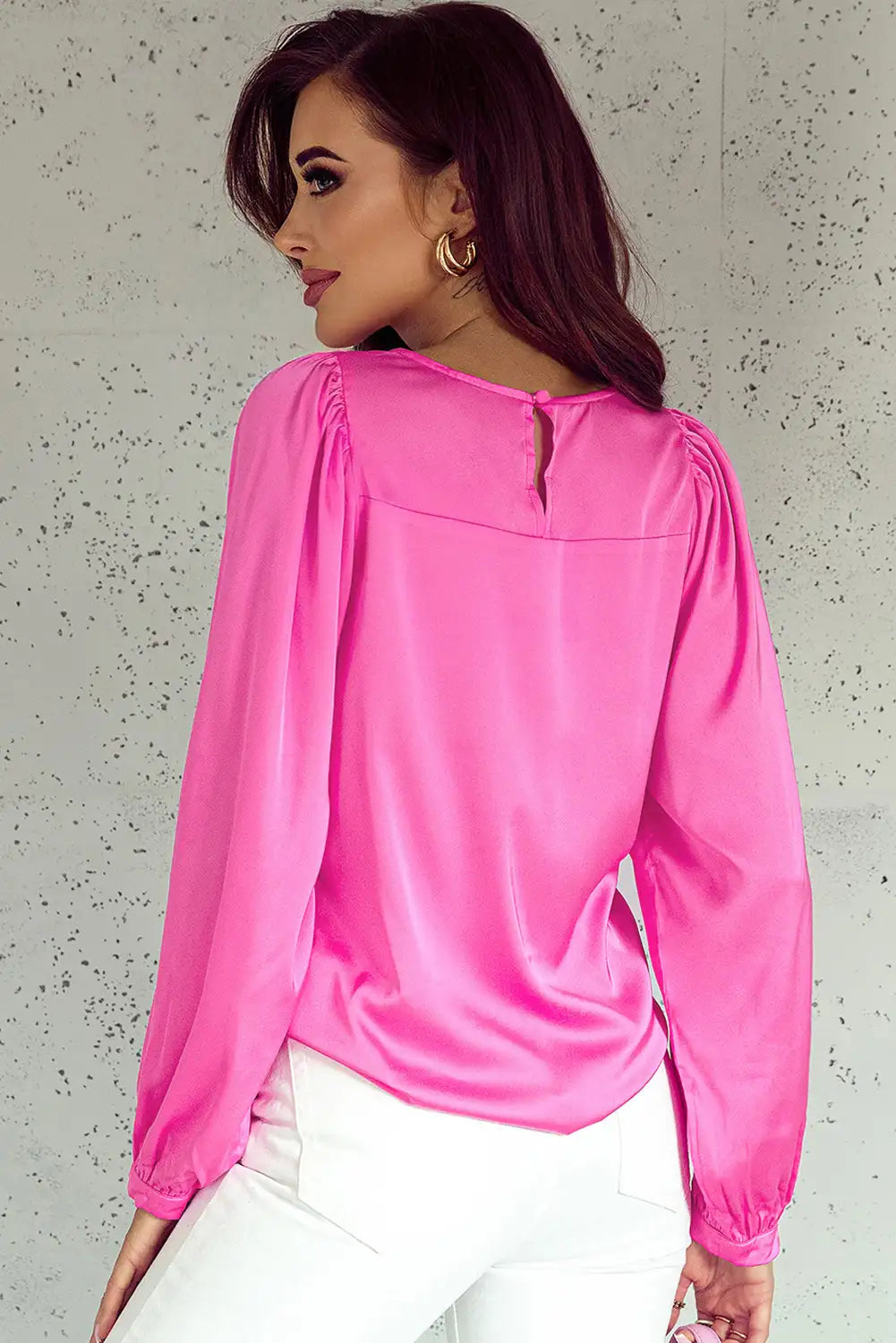Classic Vintage Blouse with a Flattering Fit