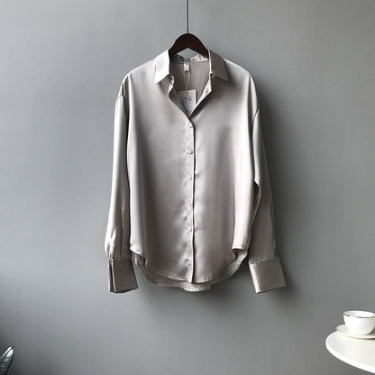 Effortlessly Elegant Shirt with a Timeless Design