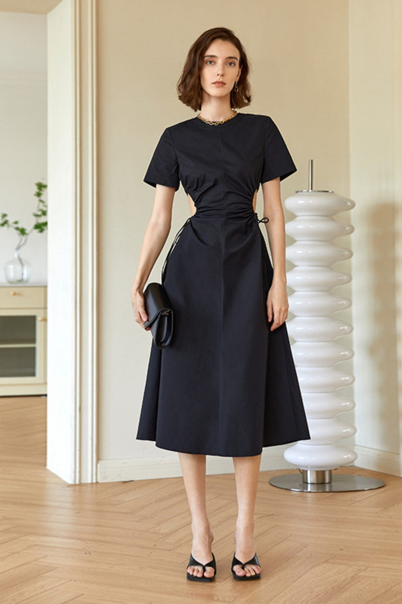 Beautifully Finished Garment in a Timeless Design