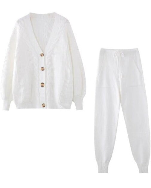 Beautifully Finished Cardigan in a Timeless Design