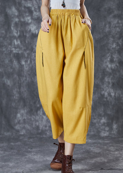 Effortlessly Elegant Pants with a Timeless Design
