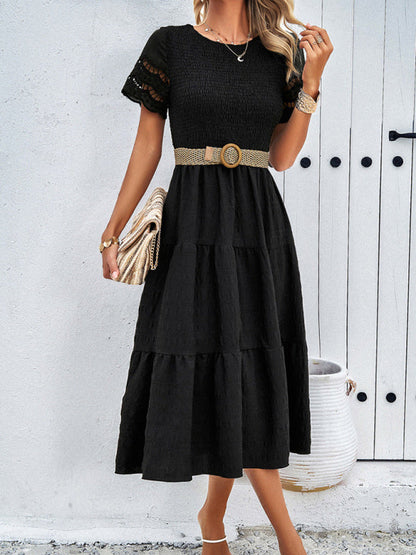 Effortlessly Elegant Dress with a Timeless Design
