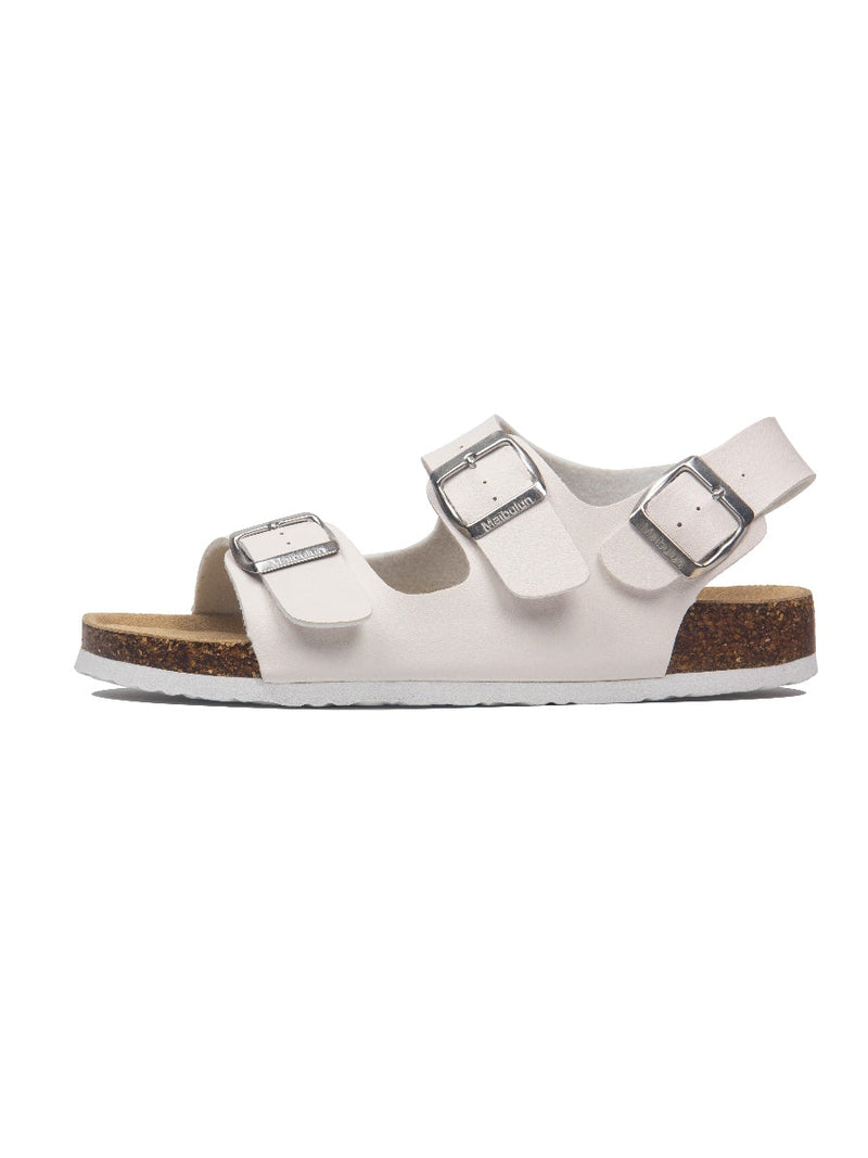 Classic Vintage Sandals with a Flattering Fit