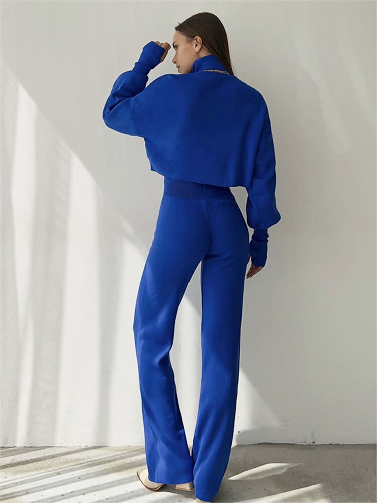 Sophisticated Pants with a Clean Classic Look