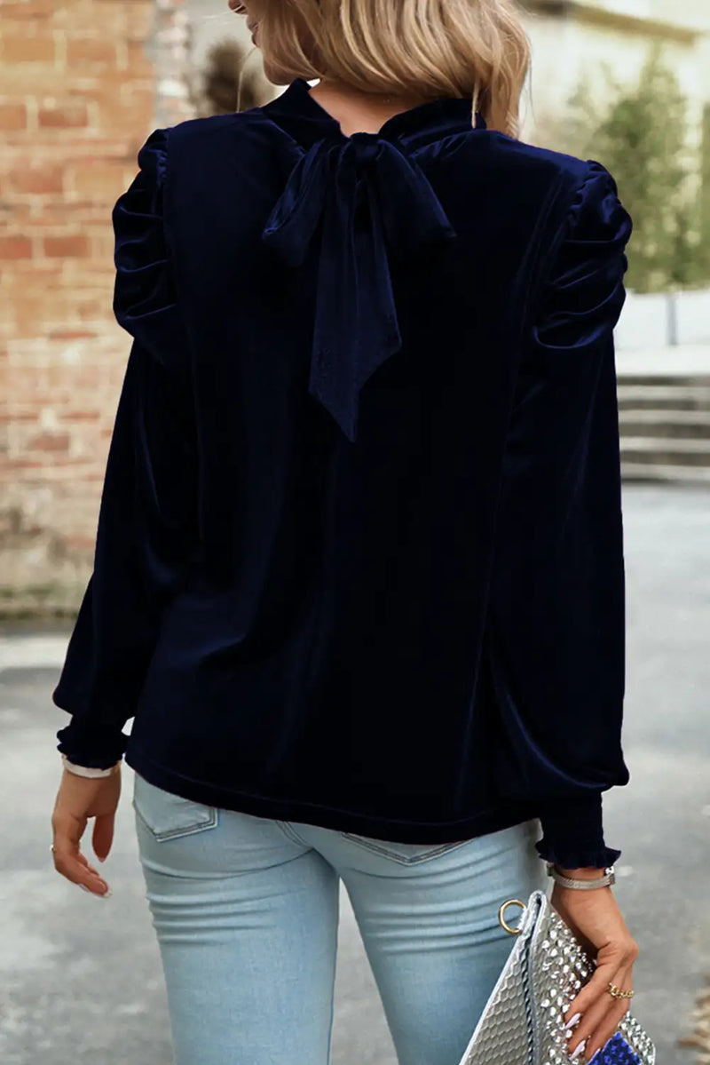 Sophisticated Blouse with a Clean Classic Look
