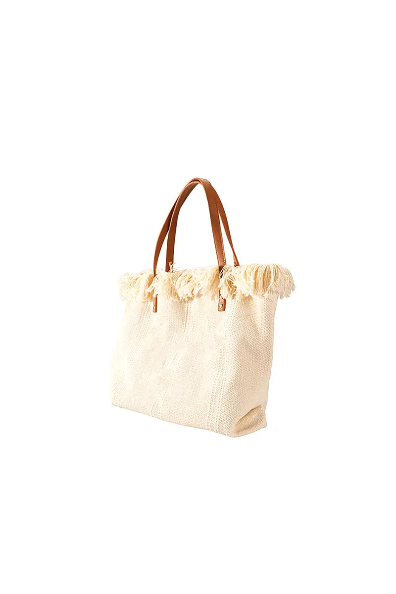 Gracefully Styled Bag for Any Occasion