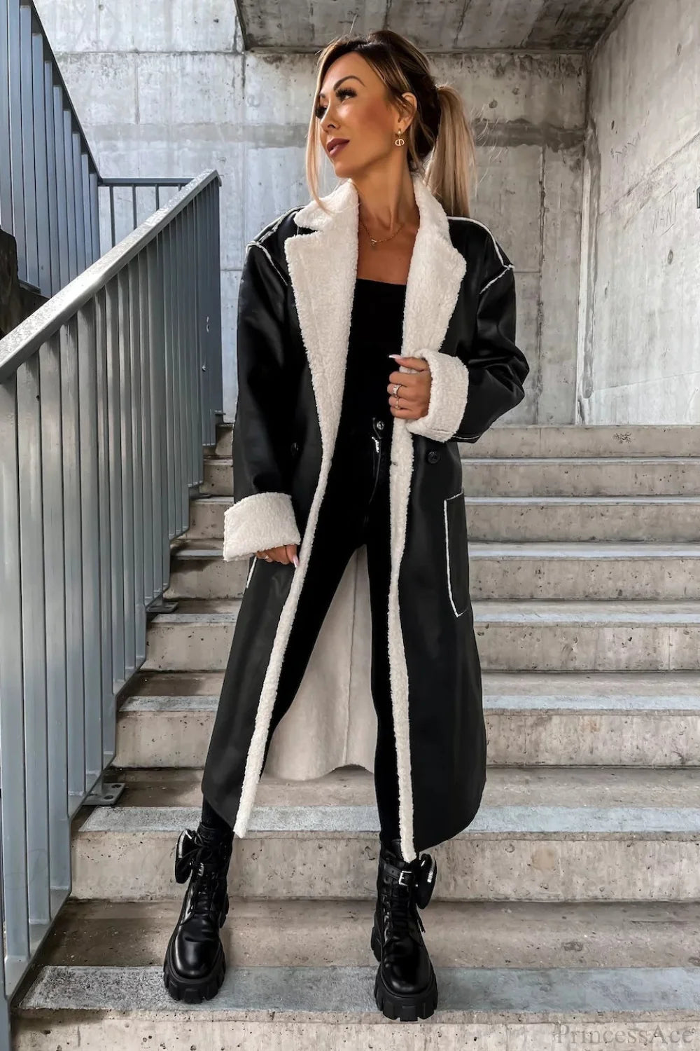 Sophisticated Coat with a Clean Classic Look