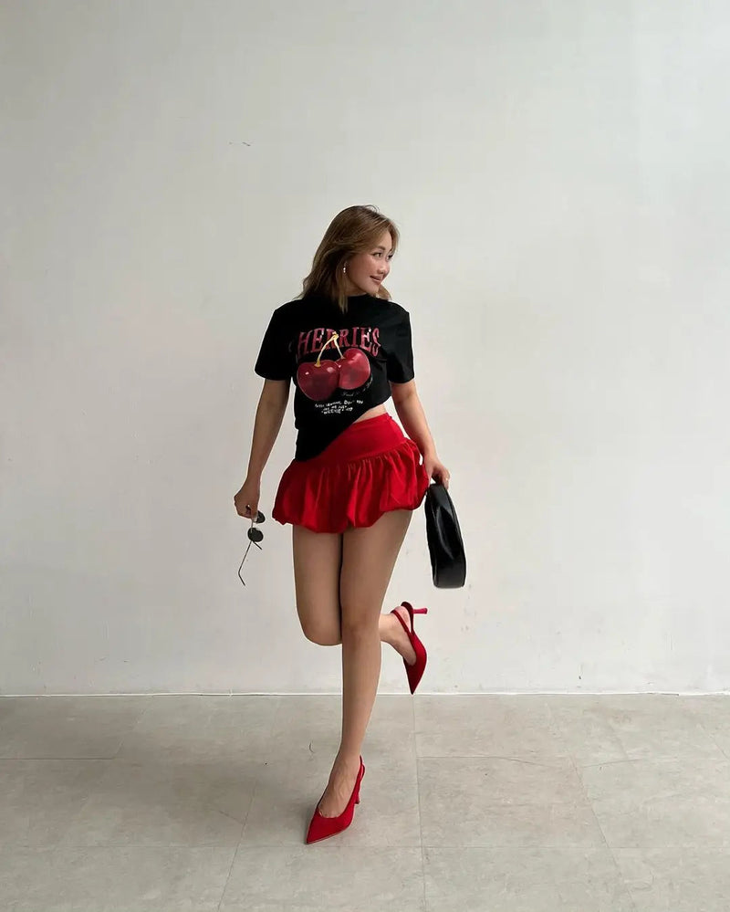 Beautifully Crafted T-Shirt in a Classic Style