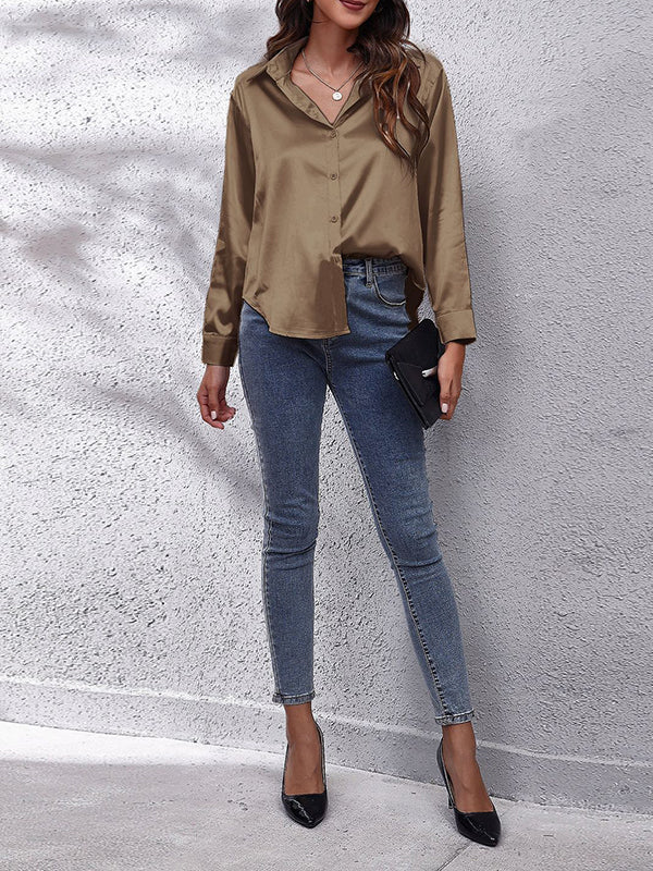 Classic Vintage Blouse with a Flattering Fit
